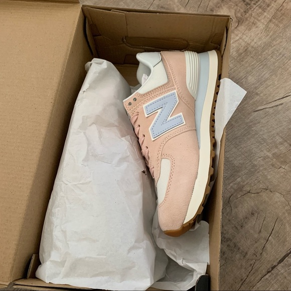 Brand new, new balance 574 pink - Picture 4 of 10